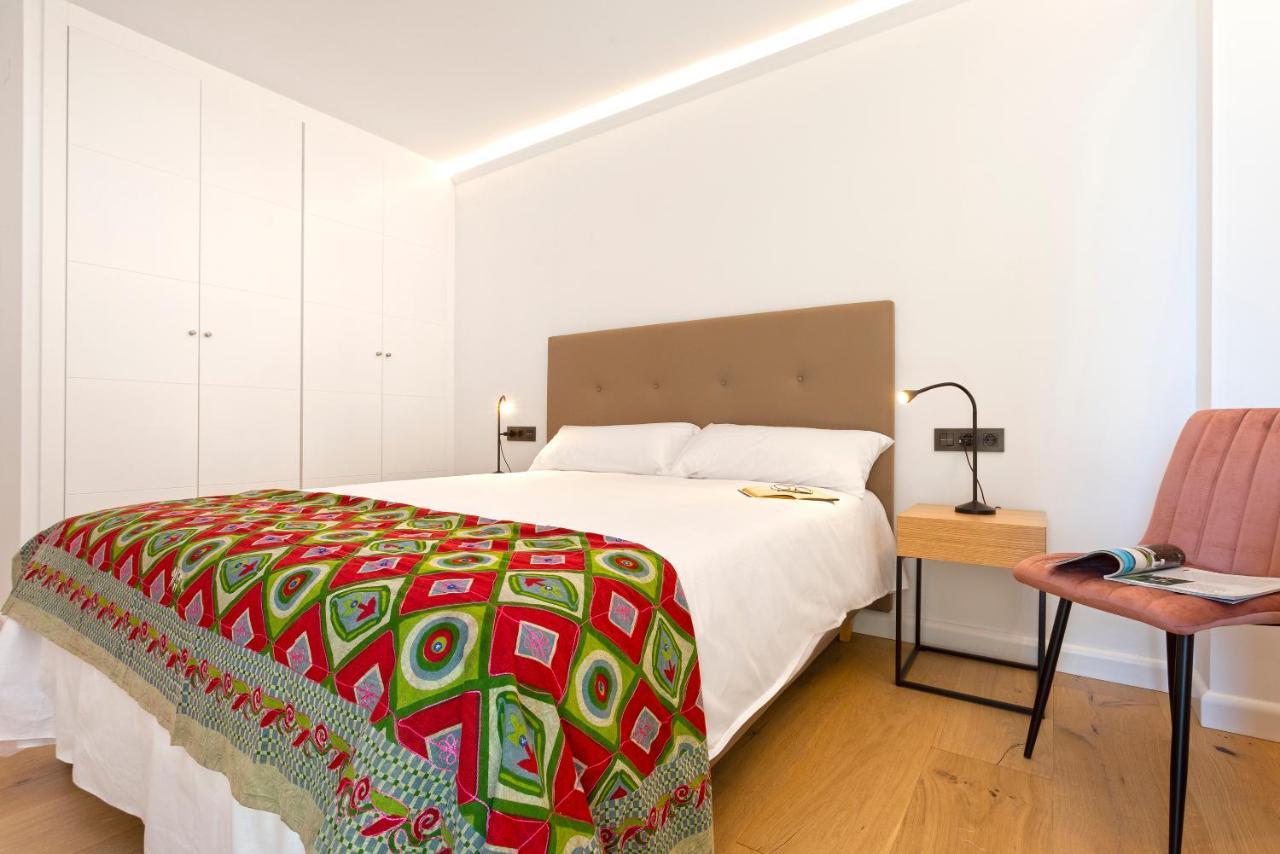 Malagueta Luz By Renthas Apartment Malaga Luaran gambar